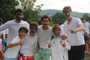 Gincana durante el campamento.