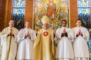 «Partícipes de la misión profética y evangelizadora de la Iglesia»