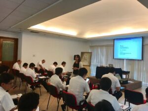 «Encuentro con la propia persona: hacia un paradigma más integrador»,