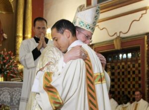 «El servicio de la caridad y el anuncio de la palabra del Señor deben ir acompañados de una constante oración»