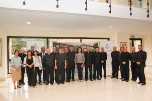 «Formar apóstoles al servicio de la Iglesia para testimoniar el misterio de Cristo»
