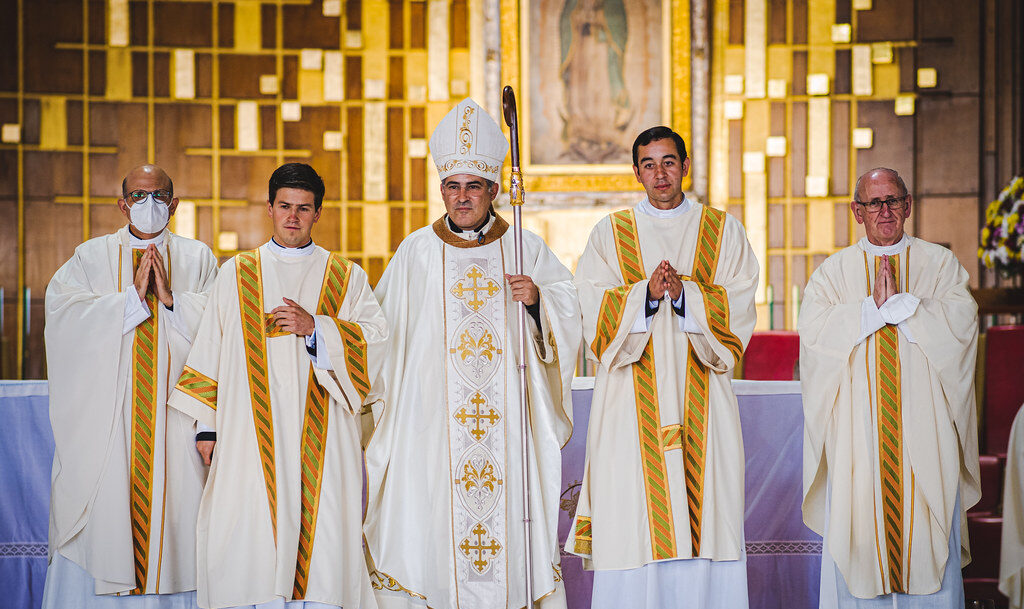 «En el diaconado encontrarán en Cristo la vocación al servicio»