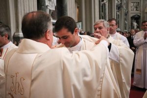 «Dadles vosotros de comer» - Mons. José Rodríguez Carballo, O.F.M., ordena sacerdotes a 37 legionarios de Cristo