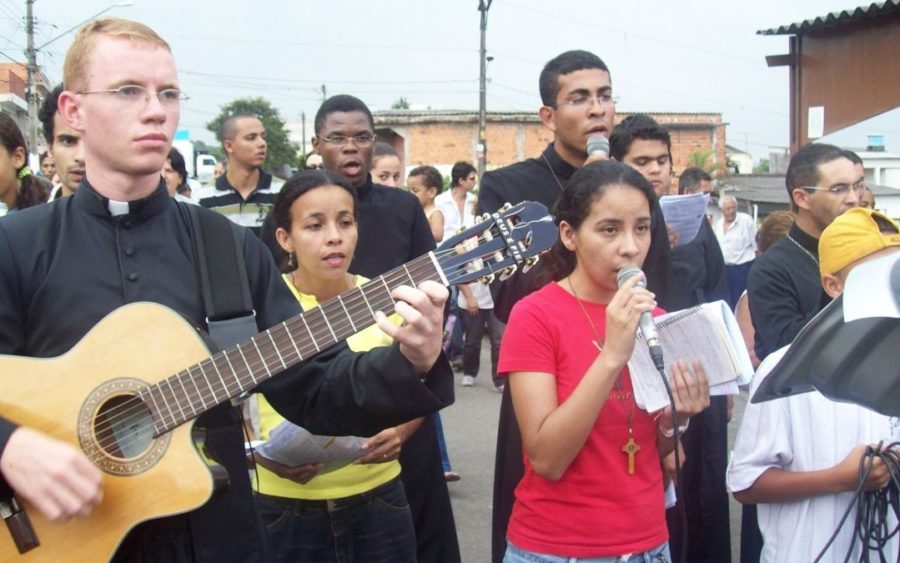 «Formar apóstoles y líderes cristianos al servicio de la Iglesia» - XX Aniversario del Seminario Maria Mater Ecclesiae de Brasil