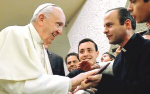 «El deseo de responder a Dios ante una invitación de amarle» – P. César Jairo Tobón, LC se ordenará sacerdote en mayo, en Roma
