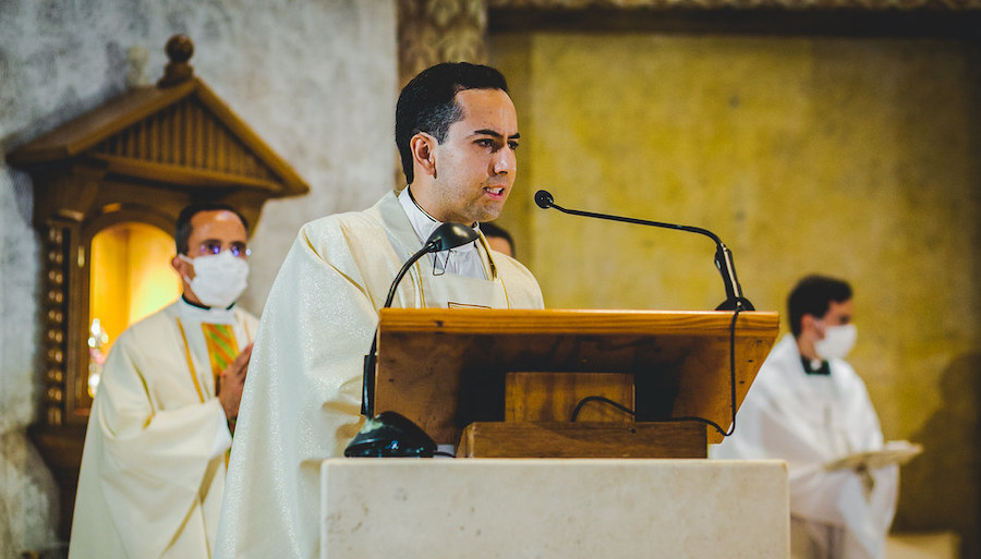 Ordenación sacerdotal del P. Carlos Ángel Martínez LC: Entre la enfermedad, la lucha y la oración