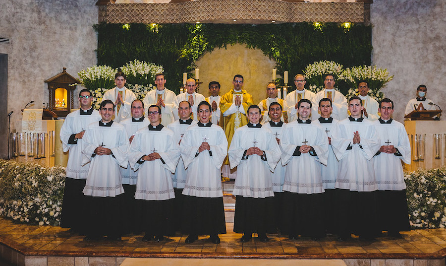 «Un mismo corazón con el Señor» - 12 novicios emiten su profesión religiosa