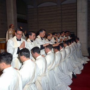 50 años de sacerdocio: «Buscan a Cristo en nosotros y éste es el sacerdocio de todo sacerdote»