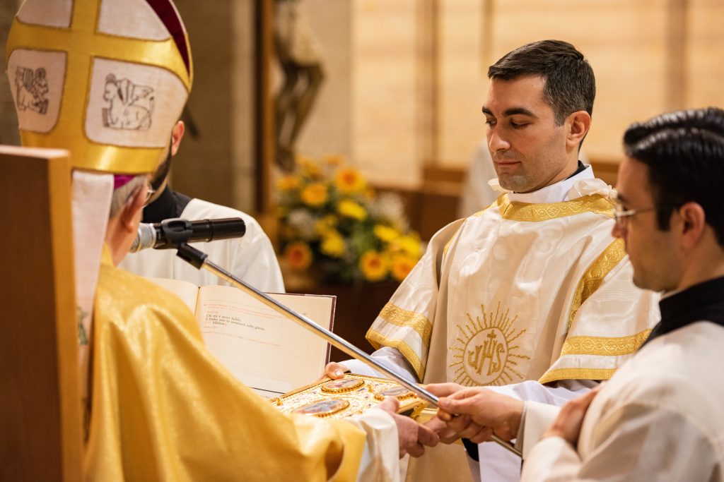 «Despertad al mundo y sed testigos» - Ordenación diaconal del P. Ricardo Patah, LC