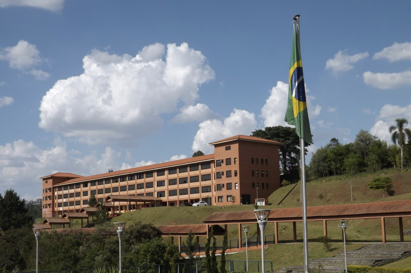 Aprobación de los Estatutos del Seminario Maria Mater Ecclesiae de Brasil