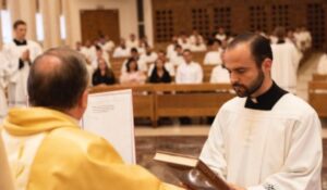 «El deseo de responder a Dios ante una invitación de amarle» – P. César Jairo Tobón, LC se ordenará sacerdote en mayo, en Roma